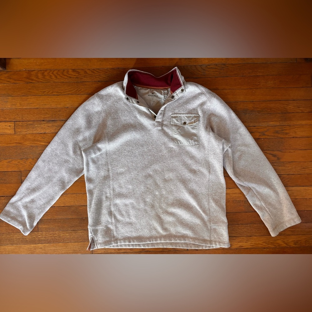 Woolrich Light Gray quarter snap Pullover with Maroon Collar men’s size Large